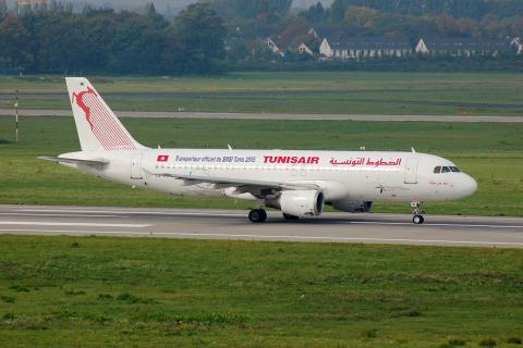 TS-IMI - A320-211 - Tunisair - DUS - 14-10-2006
