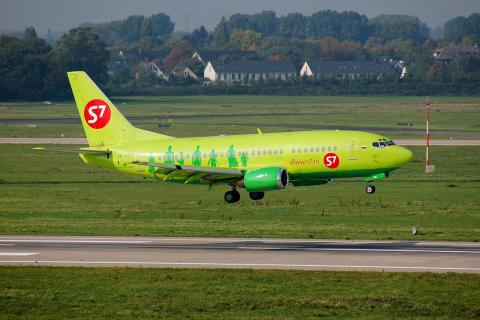 VP-BSU - 737-522 - S7 Airlines - DUS - 14-10-2006
