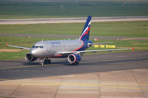 VP-BWL - A319-111 - Aeroflot _ Russian Airlines - DUS - 14-10-2006b