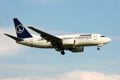 YR-BGI - 737-78J - Tarom - BRU - 18-06-2006