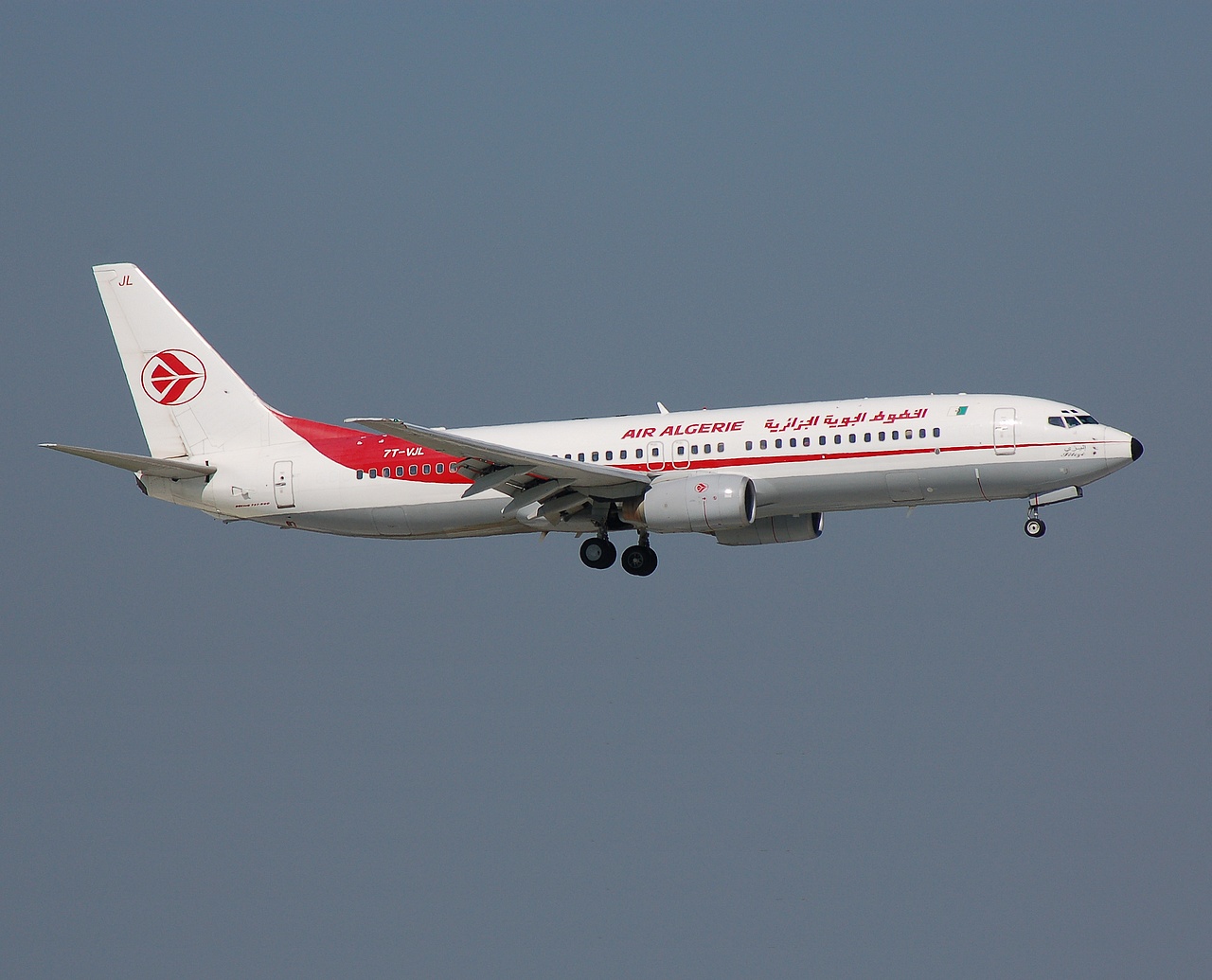7T-VJL - 737-8D6 - Air Algerie - ORY - 09-04-2007