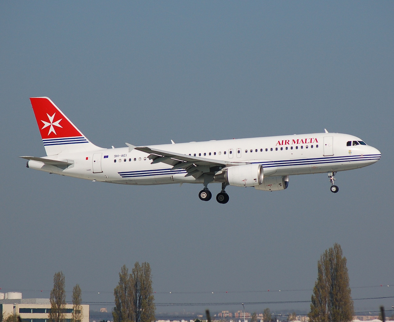 9H-AEI - A320-214 - Air Malta - ORY - 09-04-2007