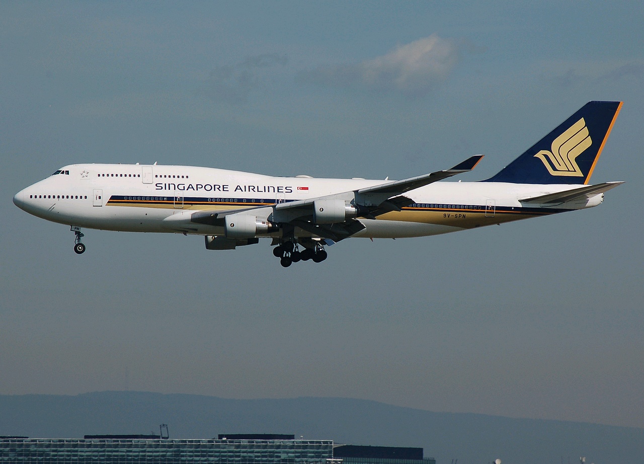 9V-SPN - 747-412 - Singapore Airlines - FRA - 21-05-2007