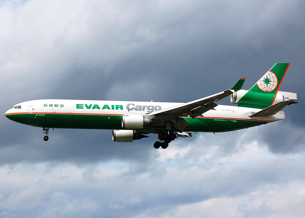 B-16109 - MD-11-F - EVA Air - BRU - 15-08-2007