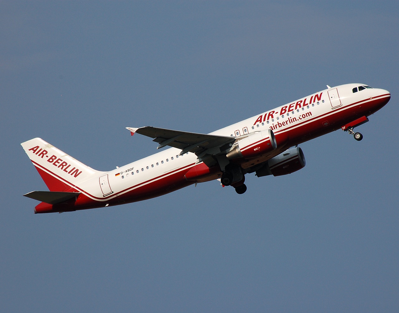 D-ABDF - A320-214 - Air Berlin - VIE - 08-08-2007