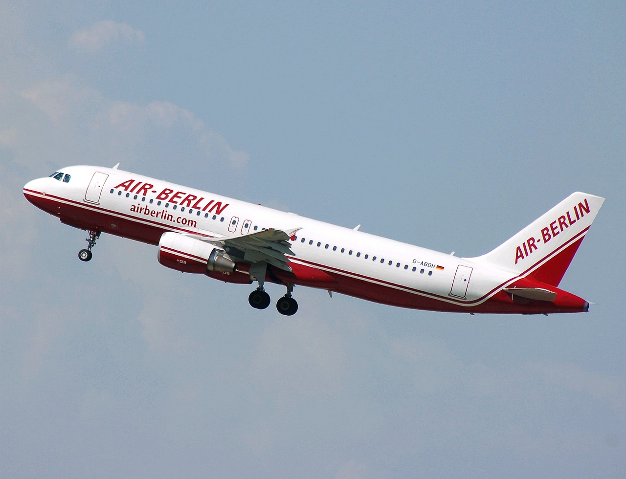 D-ABDH - A320-214 - Air Berlin - ZRH - 24-05-2007