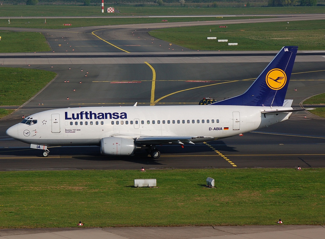D-ABIA - 737-530 - Lufthansa - DUS - 14-04-2007