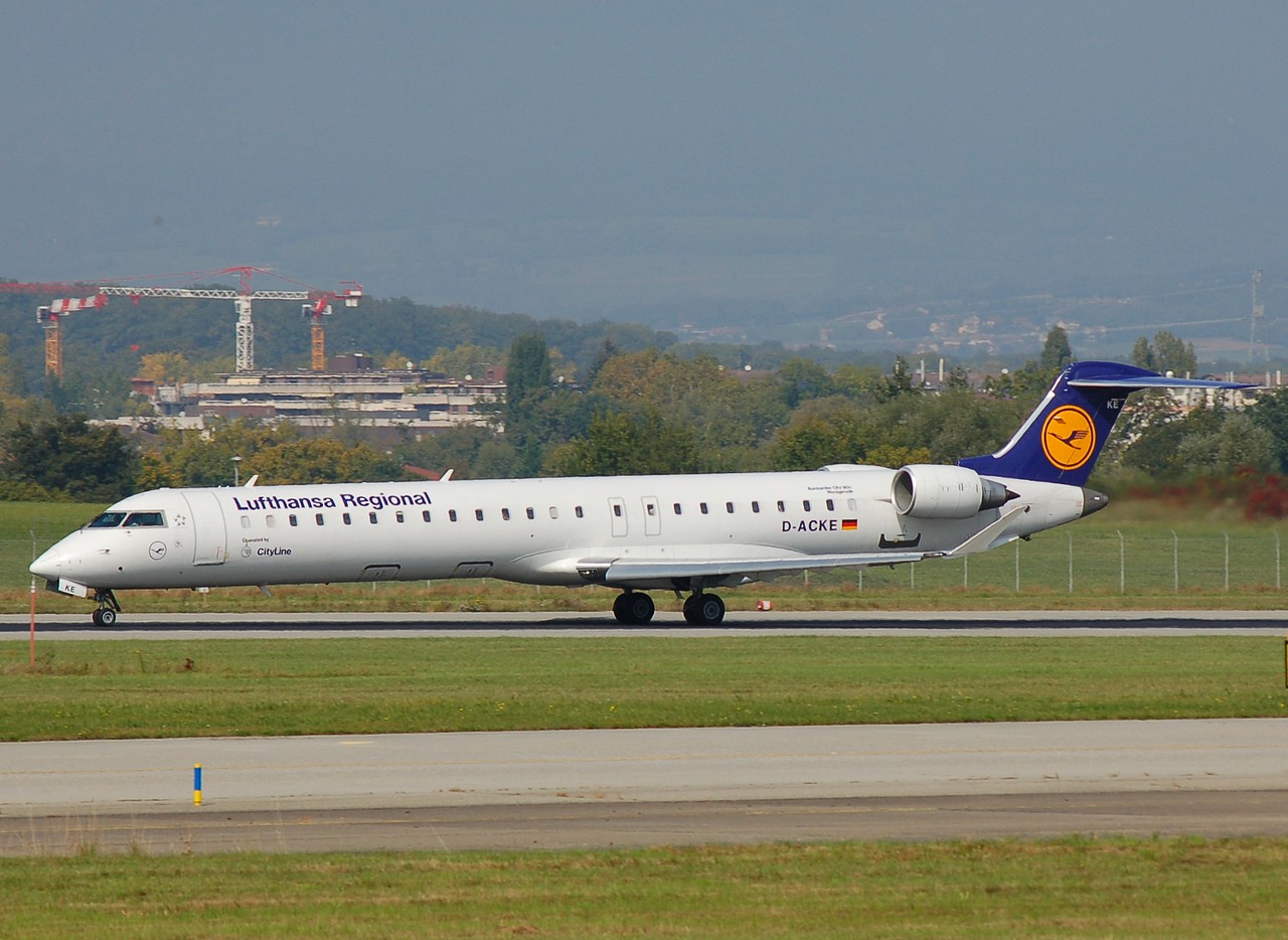 D-ACKE - CRJ-900LR - Lufthansa Cityline - GVA - 02-10-2007