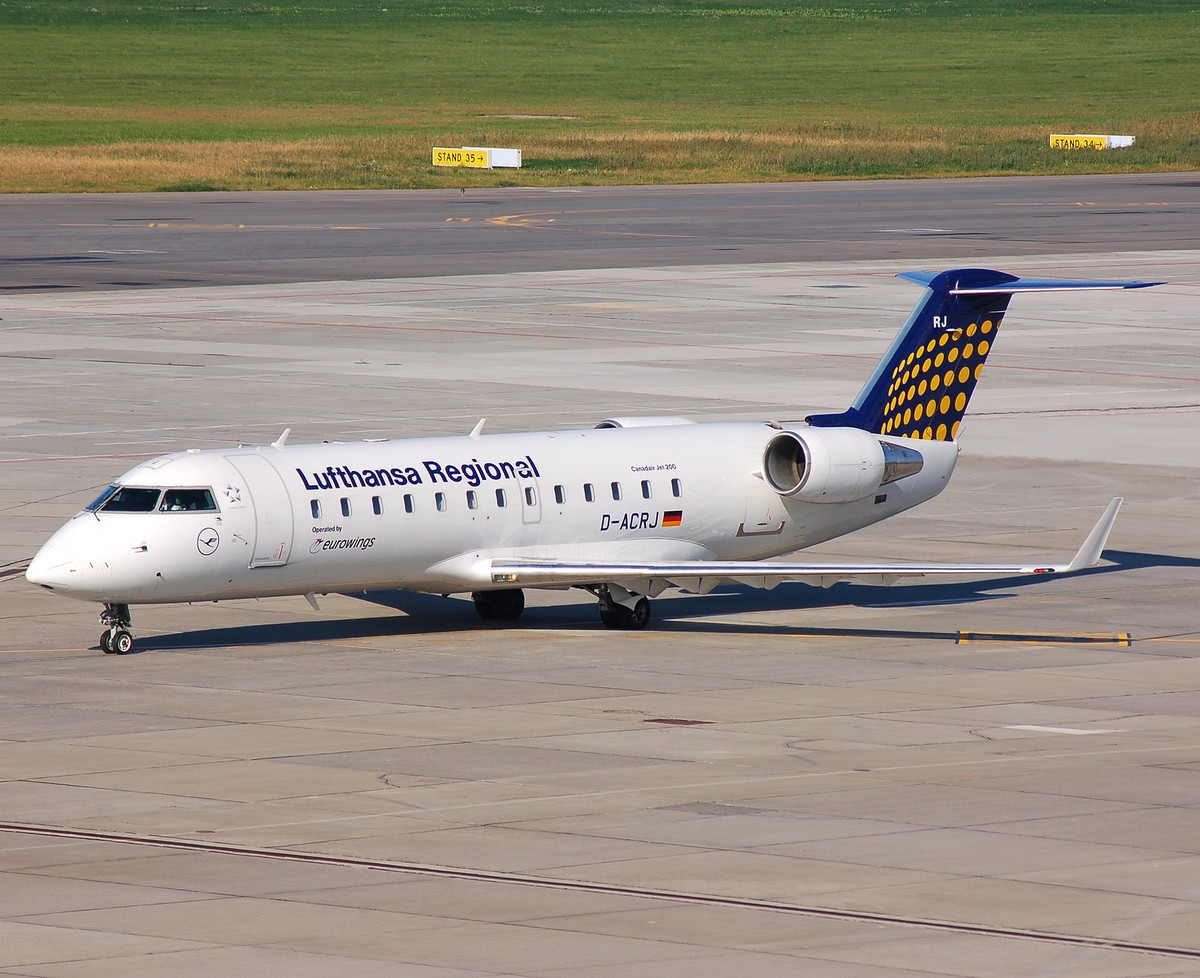 D-ACRJ - CRJ200-200ER - Lufthansa Regional - WAW - 20-09-2007