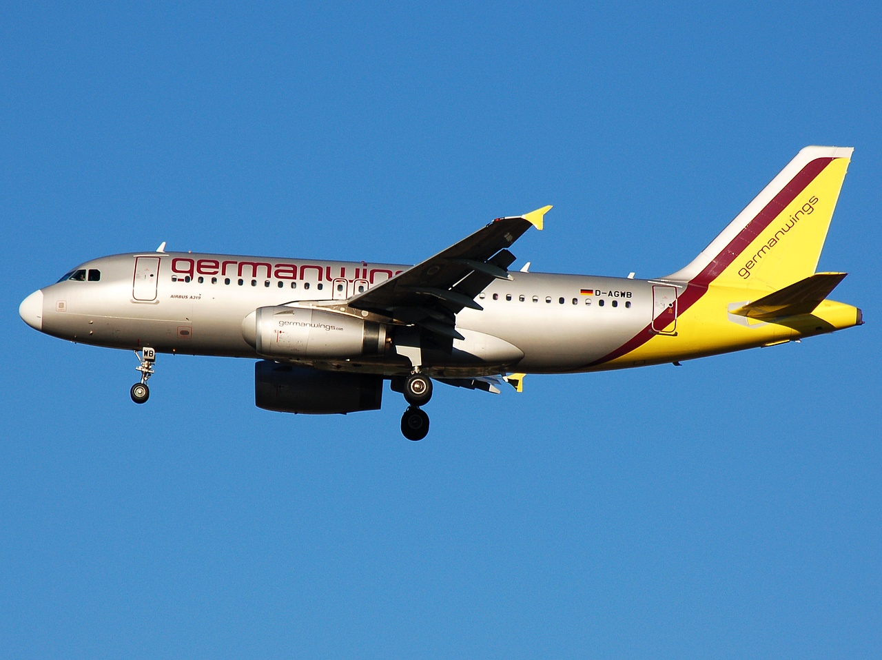 D-AGWB - A319-132 - Germanwings - MAD - 09-10-2007