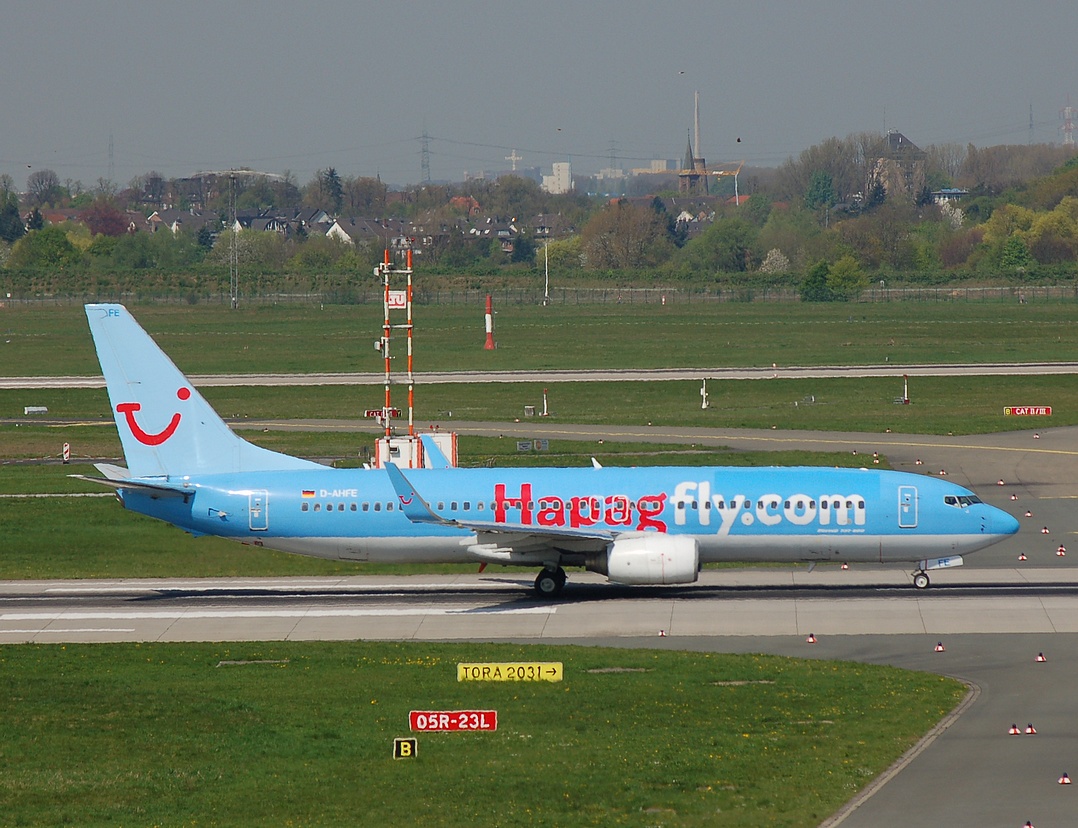 D-AHFE - 737-8K5(WL) - Hapagfly - DUS - 14-04-2007
