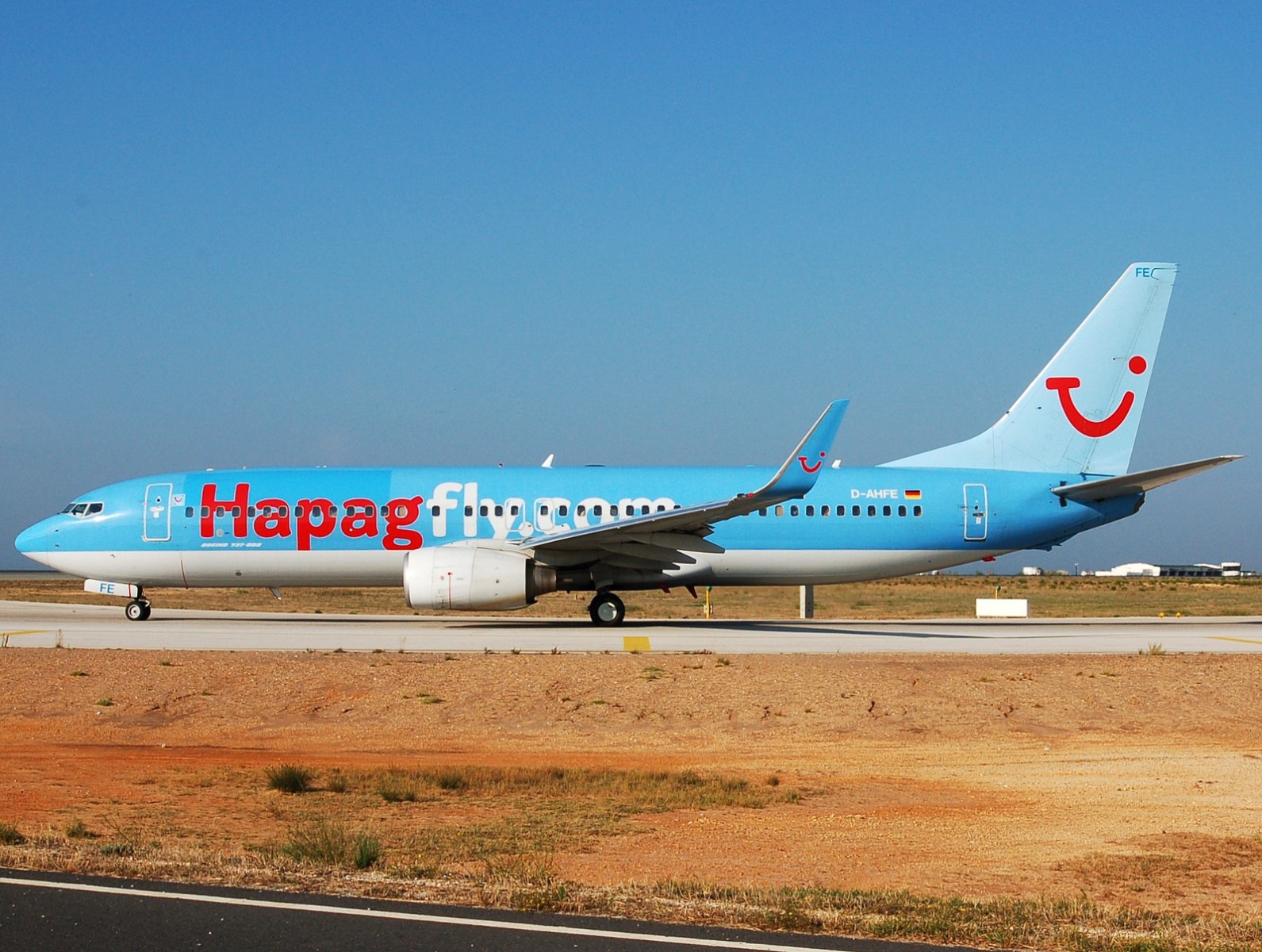 D-AHFE - 737-8K5(WL) - Hapagfly - FAO - 31-08-2007