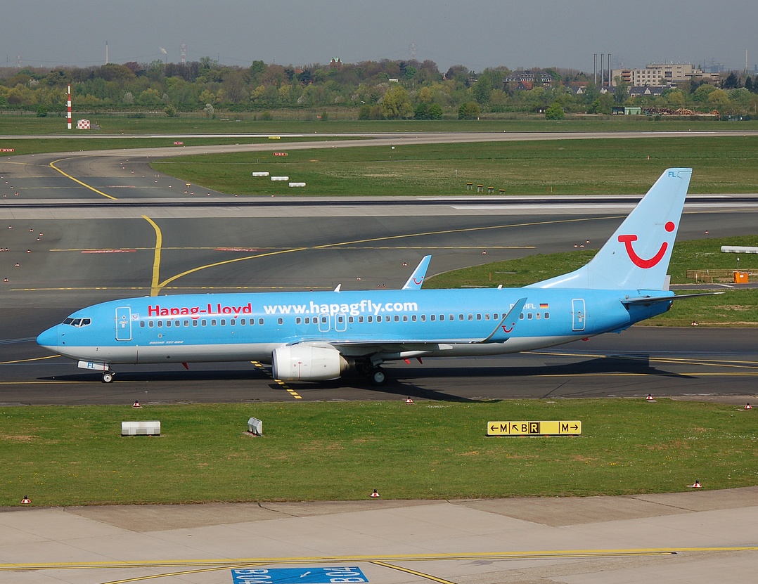 D-AHFL - 737-8K5(WL) - Hapag-Lloyd - DUS - 14-04-2007
