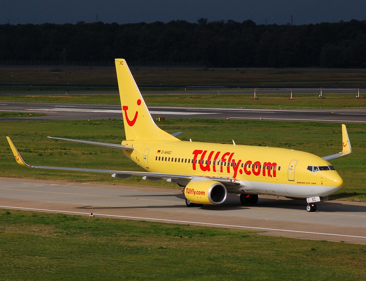 D-AHXC - 737-7K5(WL) - TUIfly - TXL - 30-09-2007
