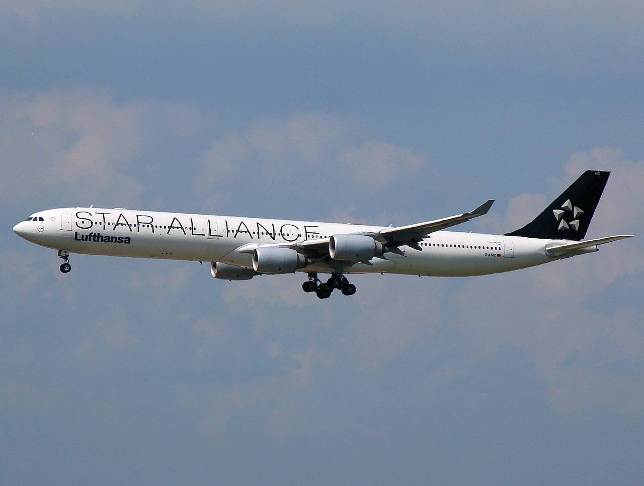 D-AIHC - A340-642 - Lufthansa - FRA - 22-05-2007