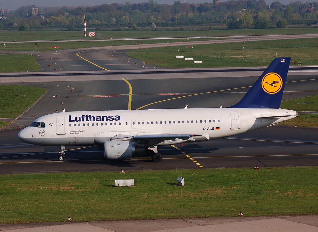 D-AILE - A319-114 - Lufthansa - DUS - 14-04-2007