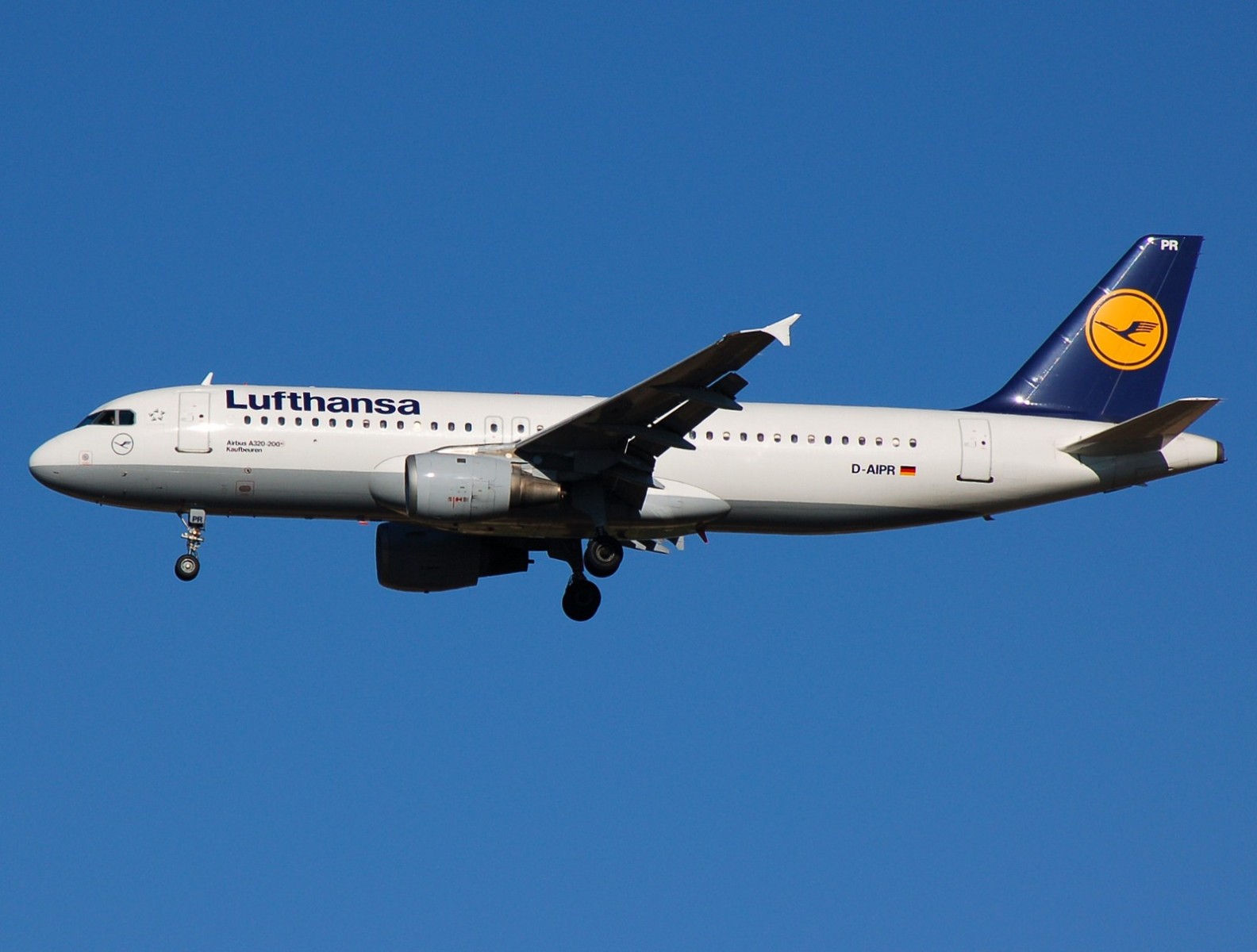D-AIPR - A320-211 - Lufthansa - MAD - 09-10-2007