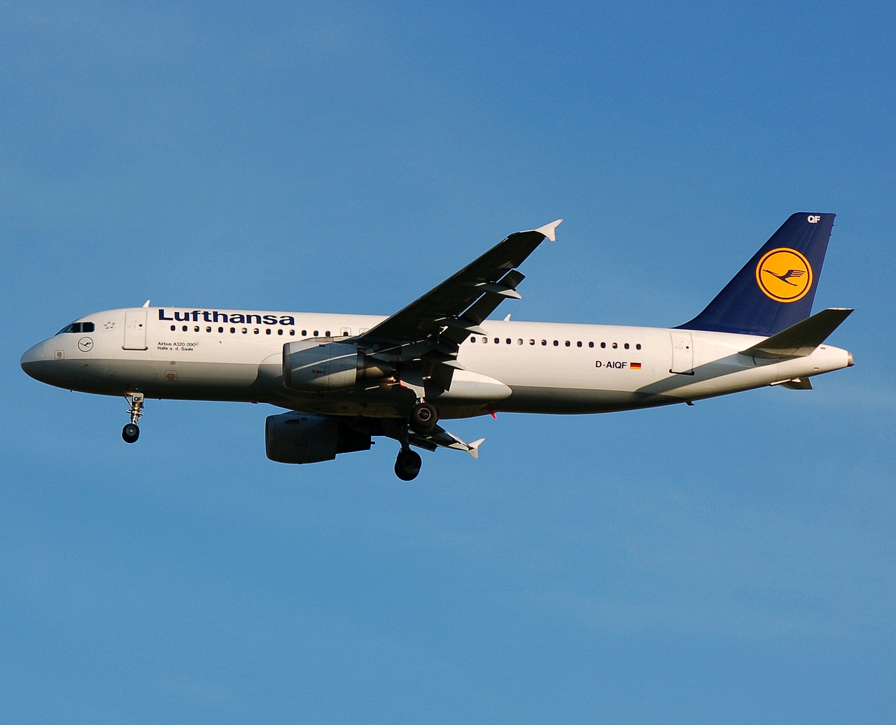 D-AIQF - A320-211 - Lufthansa - FRA - 20-05-2007
