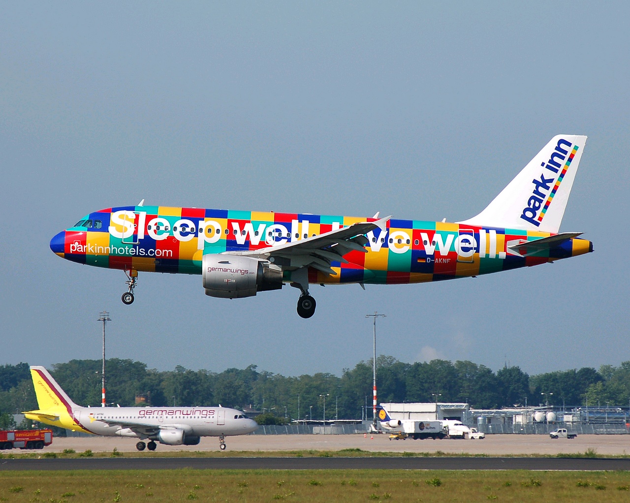 D-AKNF - A319-112 - Germanwings - CGN - 18-05-2007