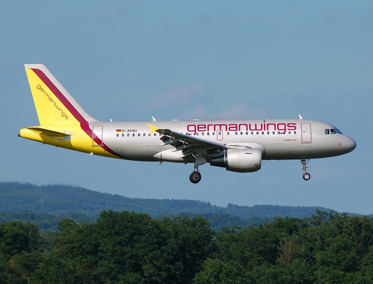 D-AKNU - A319-112 - Germanwings - CGN - 18-05-2007