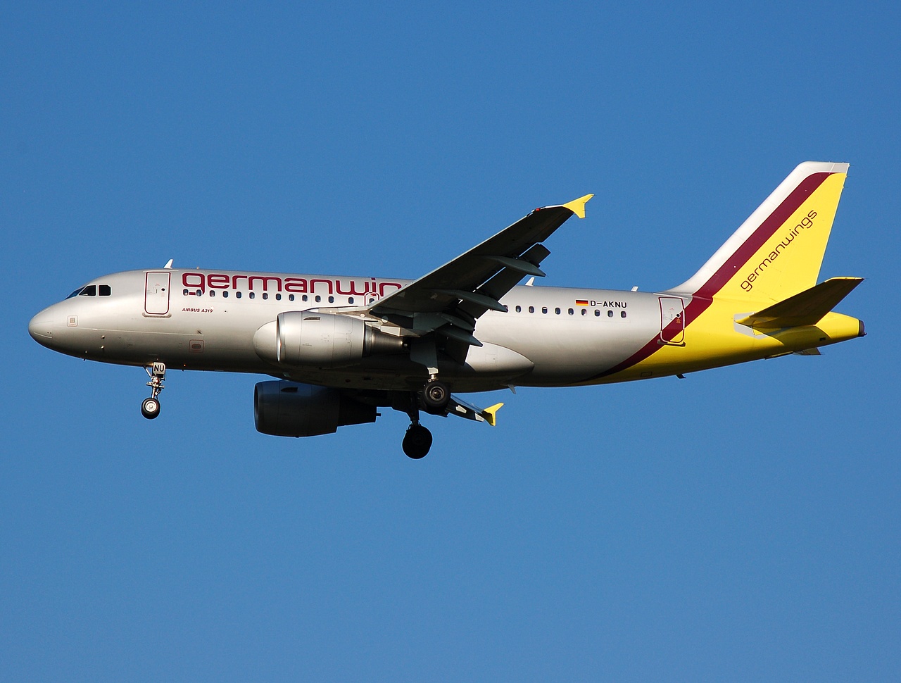 D-AKNU - A319-112 - Germanwings - VIE - 10-08-2007