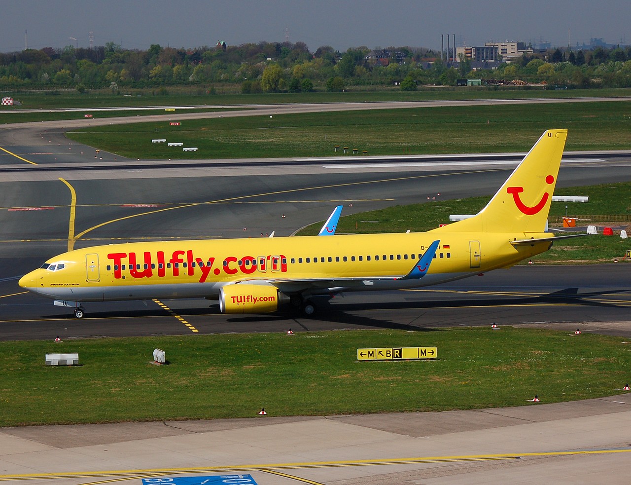D-ATUI - 737-8K5(WL) - TUIfly - DUS - 14-04-2007