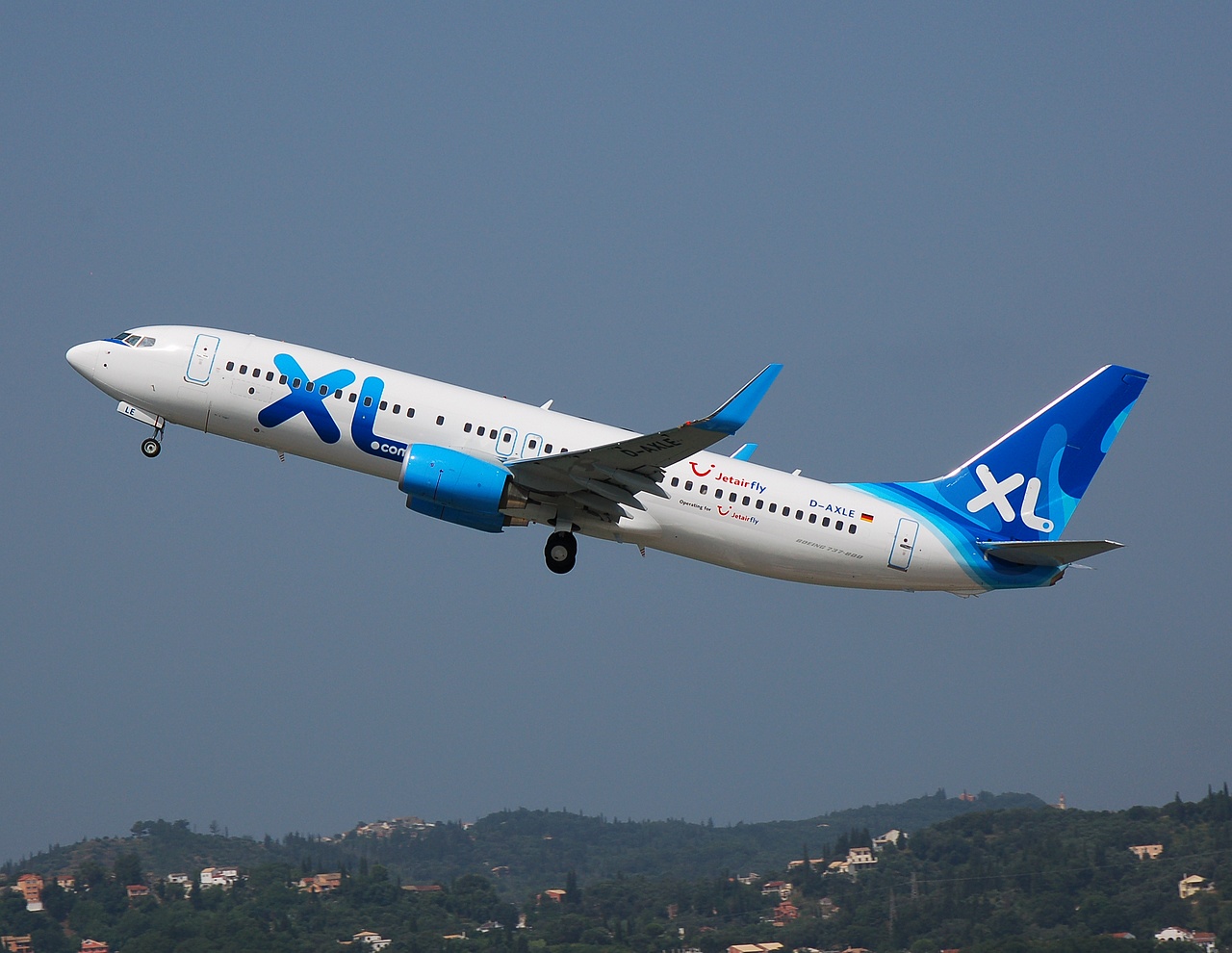 D-AXLE - 737-8Q8(WL) - XL Airways Germany - CFU - 27-06-2007