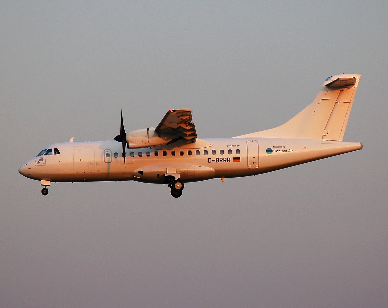 D-BRRR - ATR 42-500 - Contact Air - BRU - 27-03-2007
