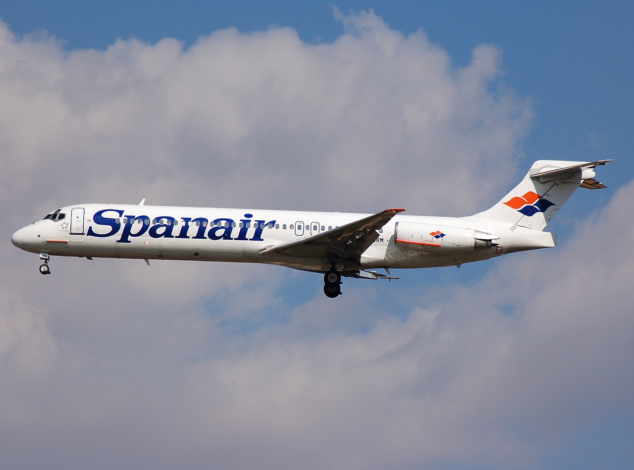 EC-GRM - MD-87 - Spanair - MAD - 08-10-2007