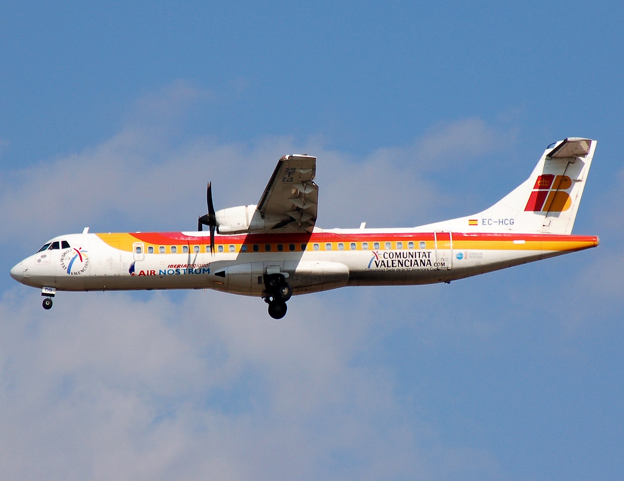 EC-HCG - ATR 72-500 (72-212A) - Iberia Rgional - MAD - 08-10-2007