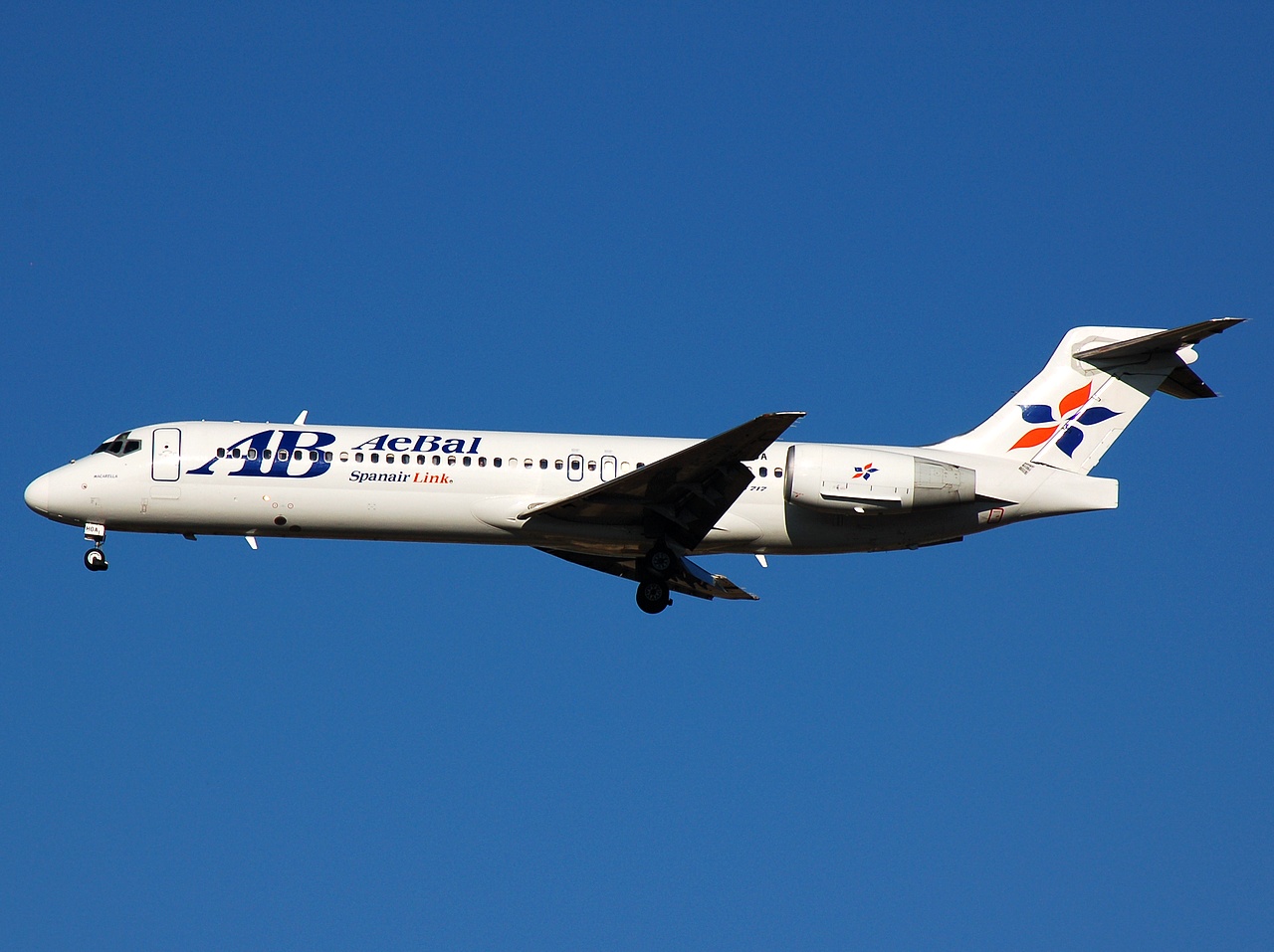 EC-HOA - 717-2CM - AeBal (Spanair Link) - MAD - 09-10-2007