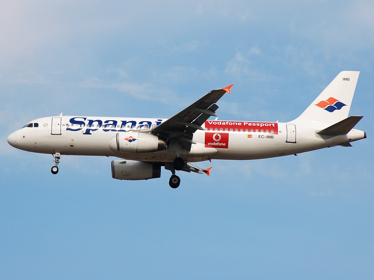 EC-IMB - A320-232 - Spanair - MAD - 07-10-2007