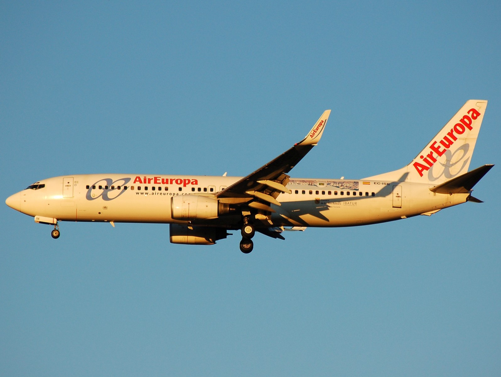 EC-ISE - 737-86Q(WL) - Air Europa - MAD - 09-10-2007