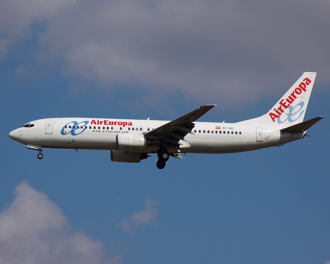 EC-IXE - 737-883 - Air Europa - MAD - 08-10-2007