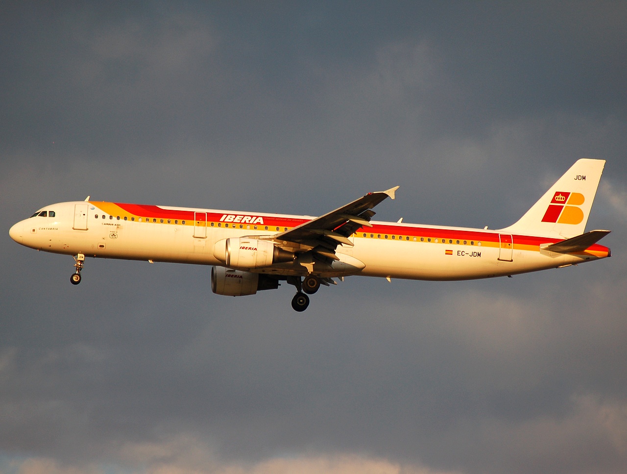 EC-JDM - A321-211 - Iberia - MAD - 08-10-2007