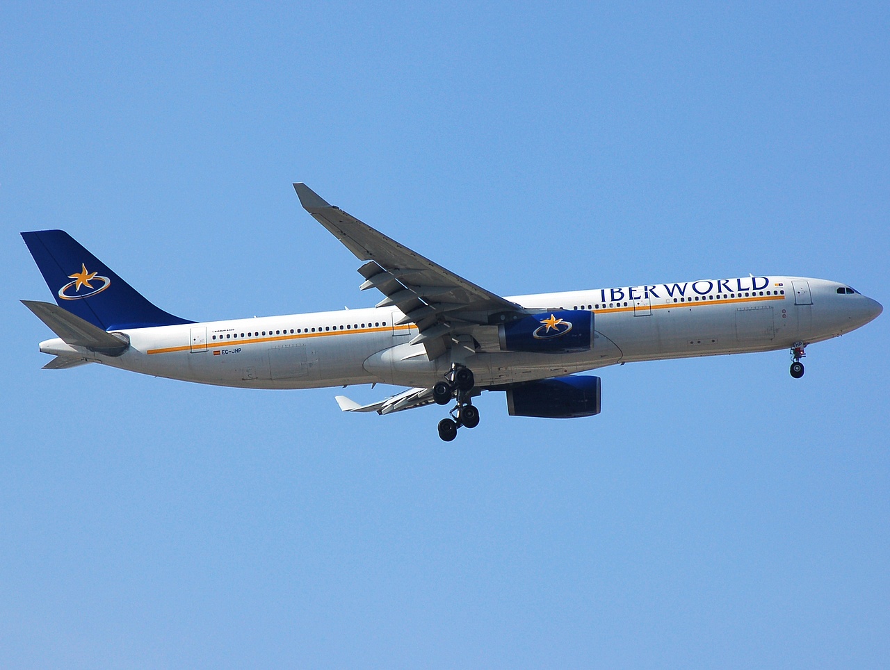 EC-JHP - A330-343 - Iberworld - MAD - 08-10-2007