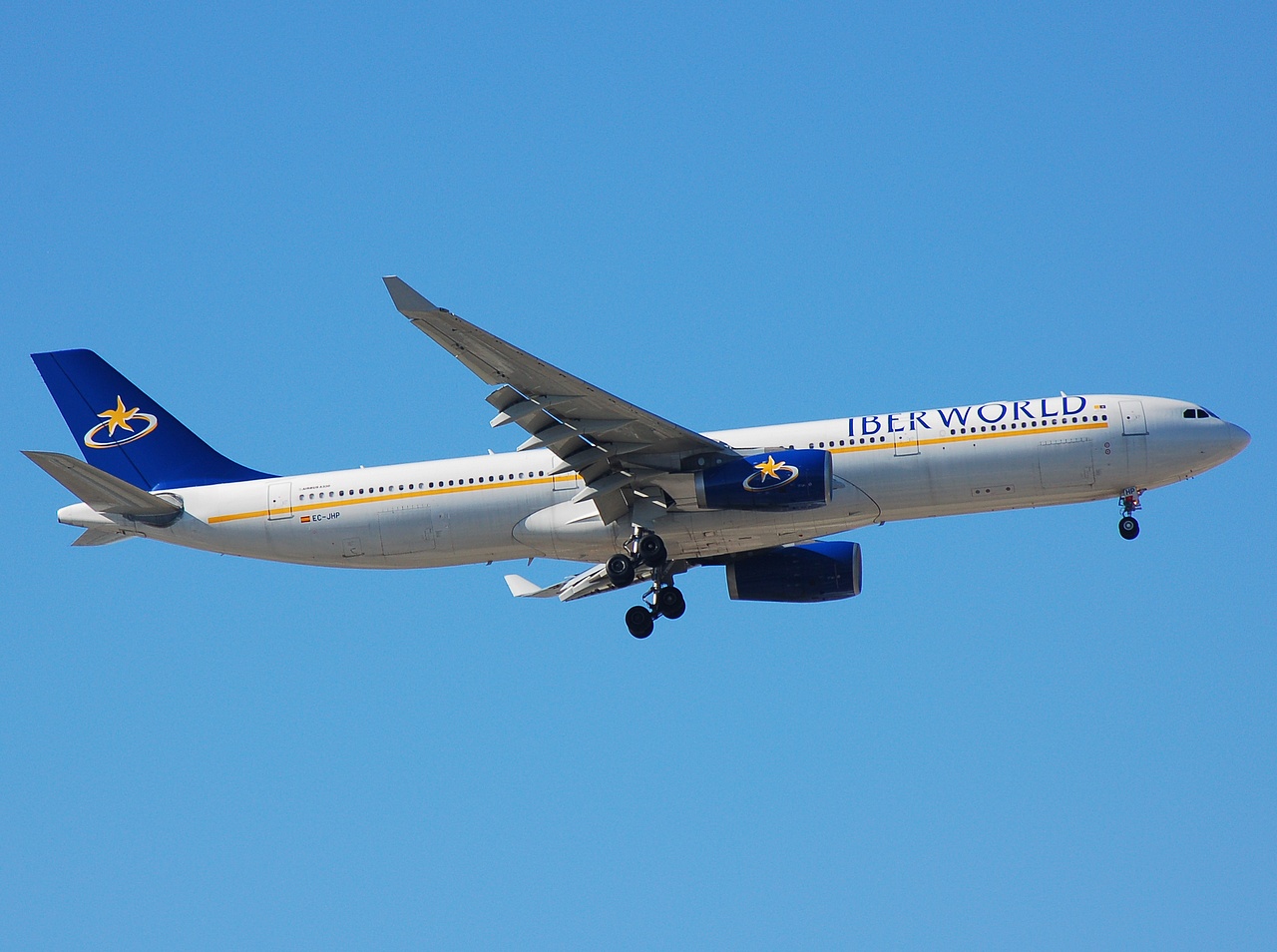 EC-JHP - A330-343 - Iberworld - MAD - 09-10-2007