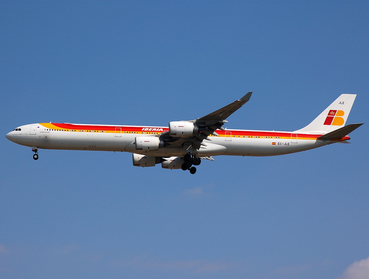 EC-JLE - A340-642 - Iberia - MAD - 08-10-2007