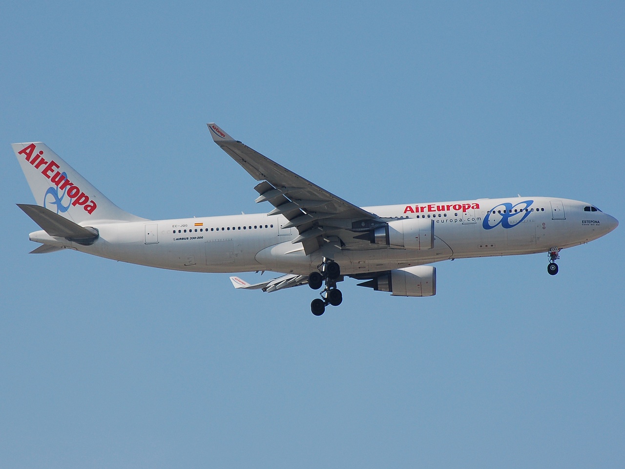 EC-JQG - A330-202 - Air Europa - MAD - 08-10-2007