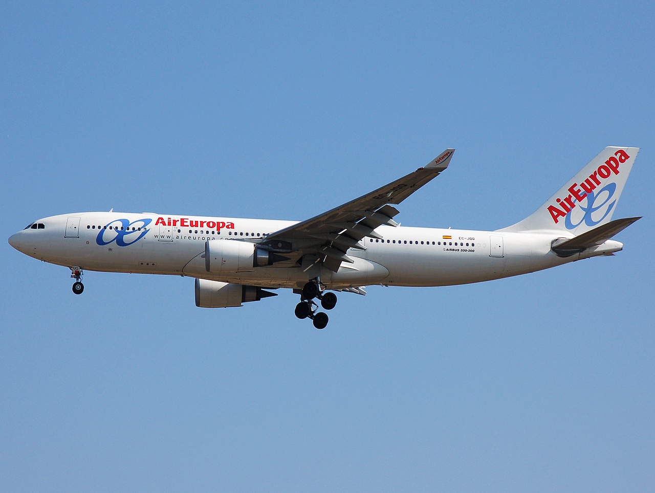 EC-JQQ - A330-202 - Air Europa - MAD - 08-10-2007