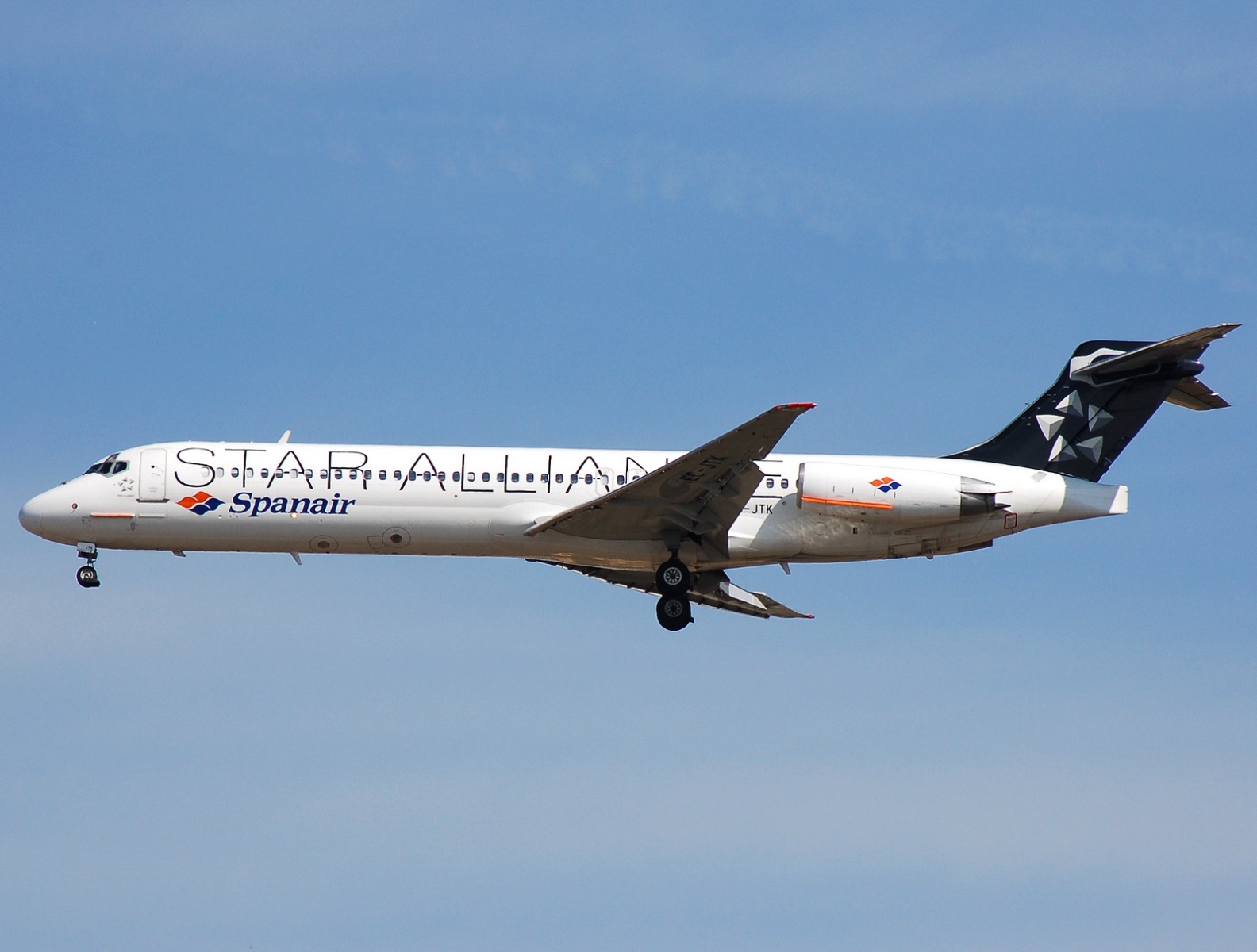 EC-JTK - MD-87 - Spanair - MAD - 07-10-2007