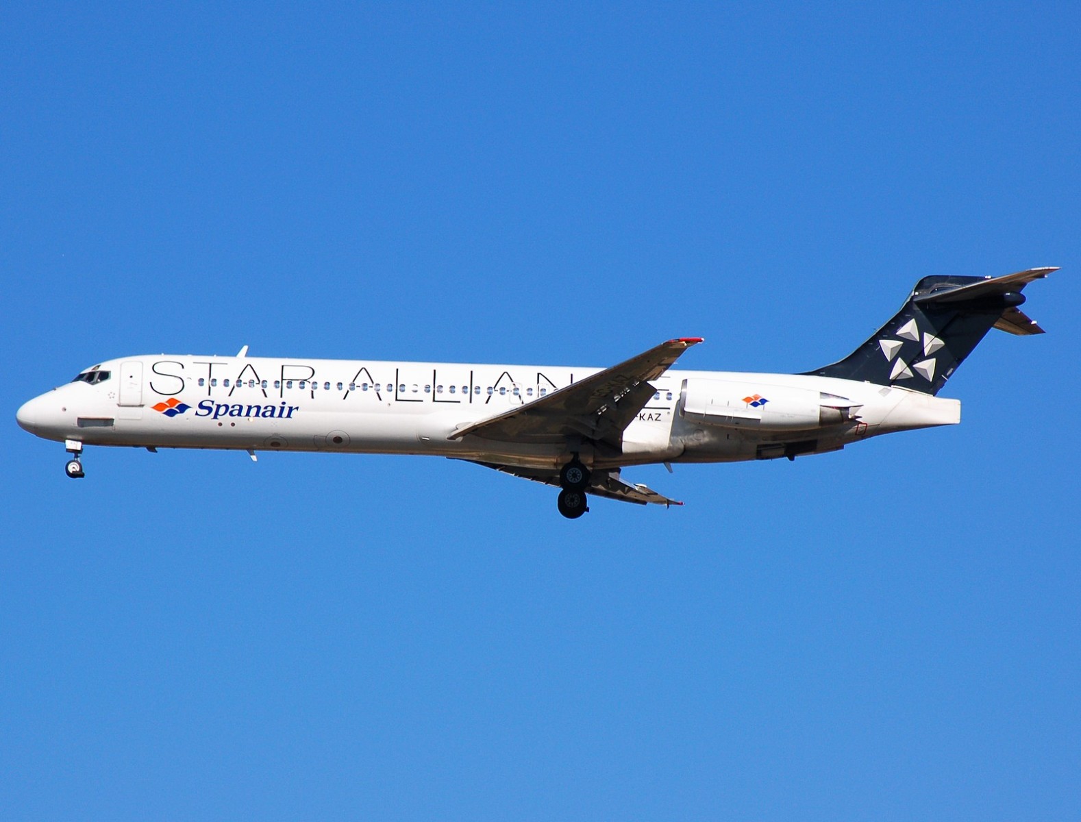 EC-KAZ - MD-87 - Spanair - MAD - 09-10-2007