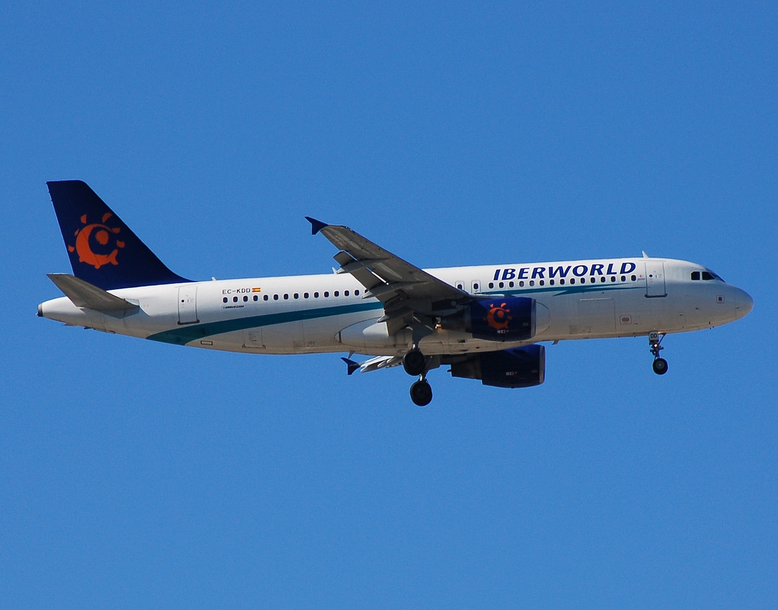 EC-KDD - A320-214 - Iberworld - MAD - 09-10-2007