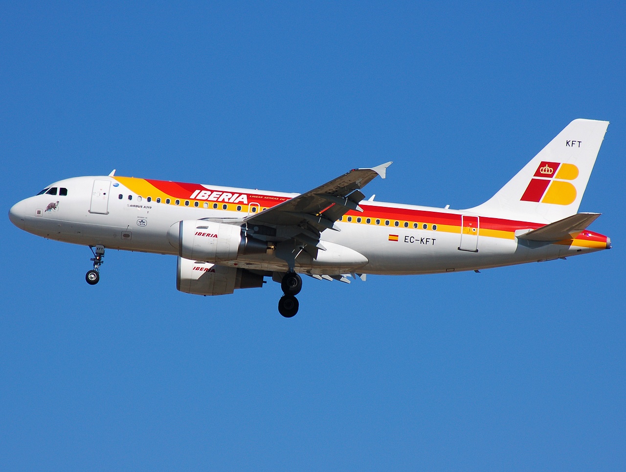 EC-KFT - A319-111 - Iberia - MAD - 09-10-2007