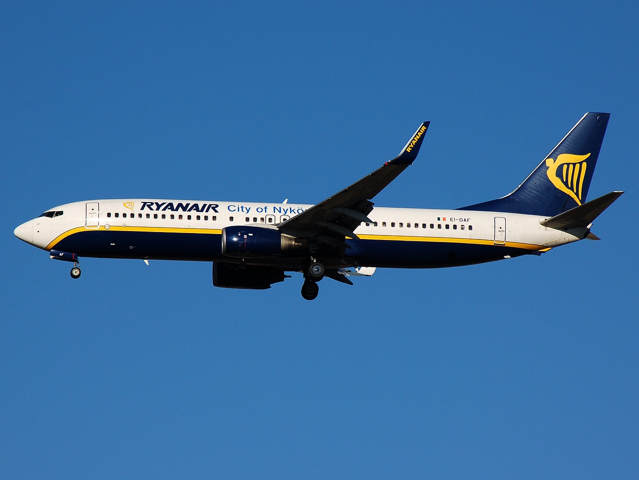 EI-DAF - 737-8AS(WL) - Ryanair - MAD - 09-10-2007