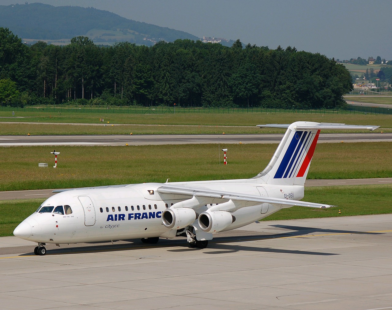 EI-DEX - BAe 146-300 - Air France - ZRH - 24-05-2007