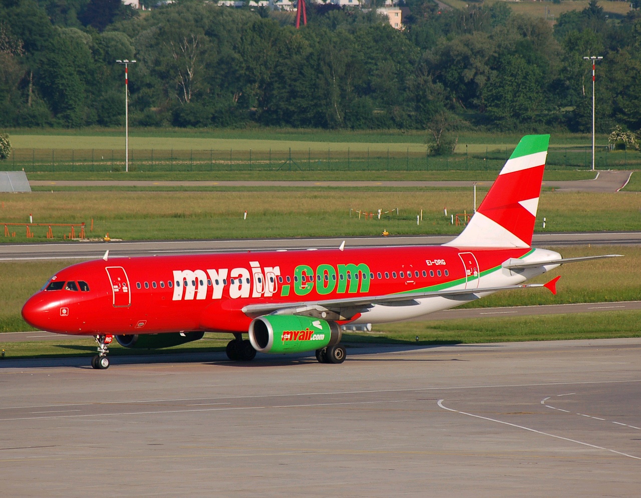 EI-DRG - A320-231 - Myair - ZRH - 24-05-2007