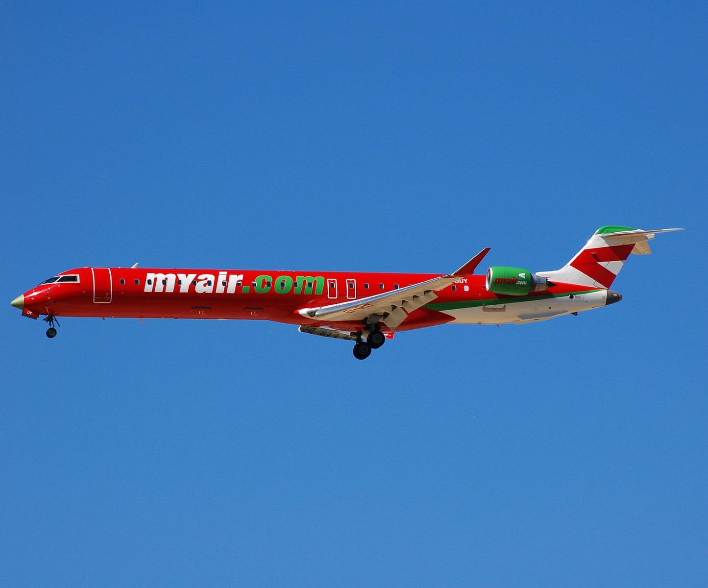 EI-DUY - CRJ-900ER - Myair - CDG - 05-08-2007