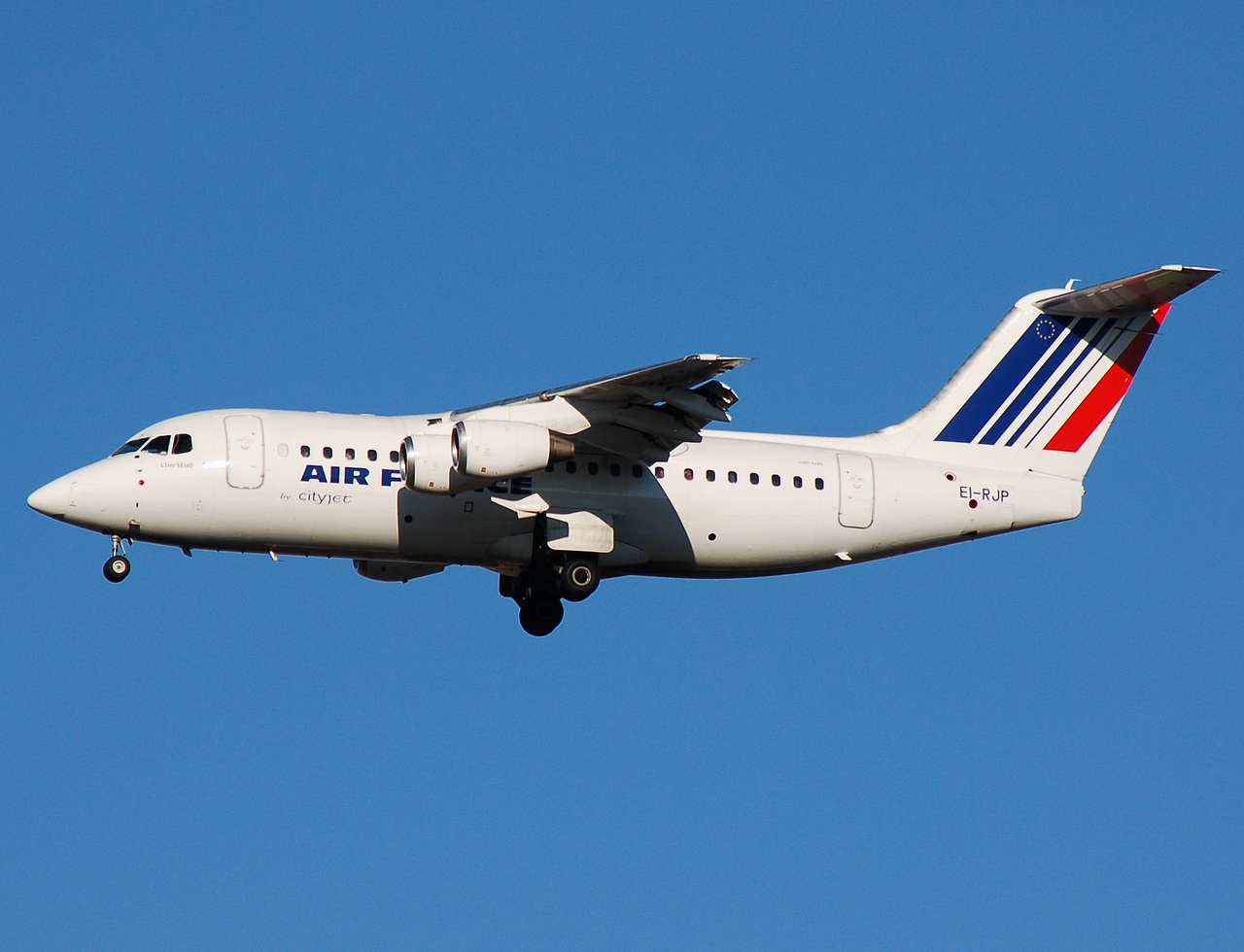 EI-RJP - RJ85 - Air France - MAD - 09-10-2007
