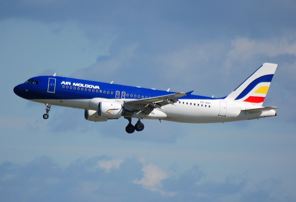 ER-AXV - A320-211 - Air Moldova - FRA - 07-07-2007